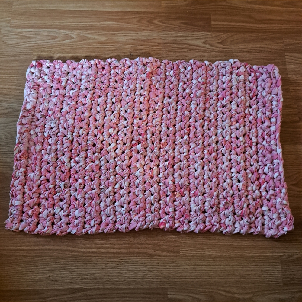 Handmade Rag Rug Crocheted Pink White Nursery Cottage